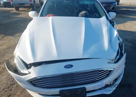 2018 Ford Fusion Se z USA, uszkodzony, nr VIN 3FA6P0H95JR174257